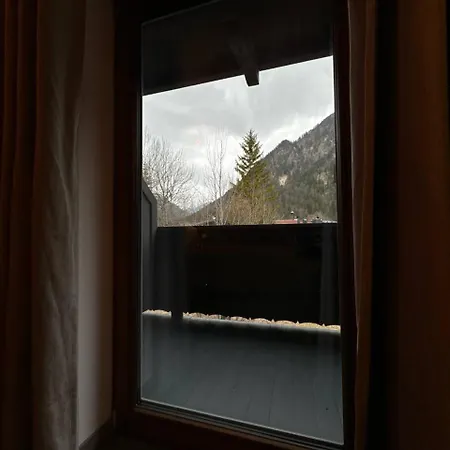 Two Brothers Oda ve Kahvaltı