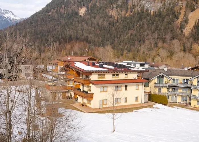 Bed & Breakfast Two Brothers Pertisau